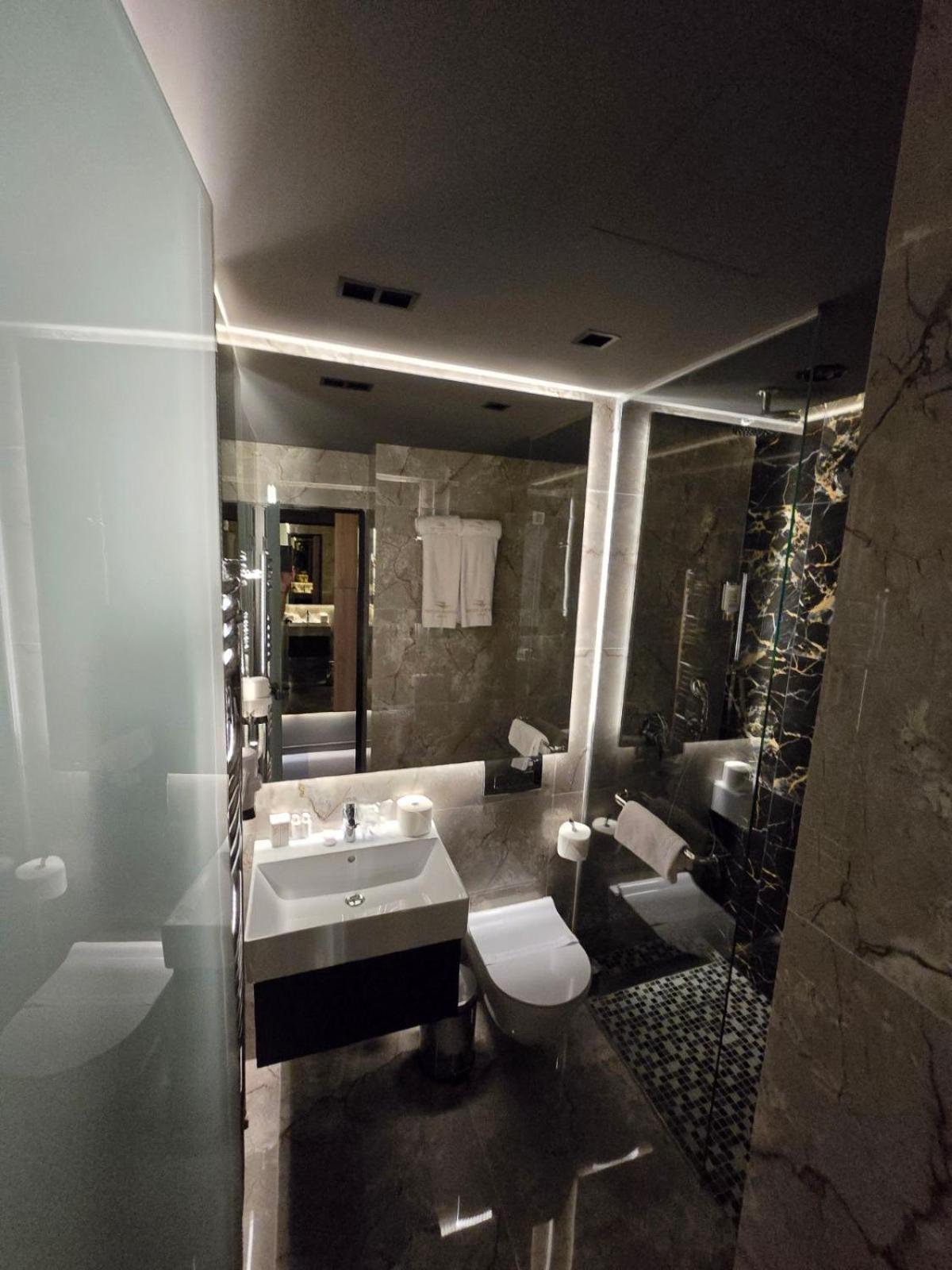 Hotel Vojvoda Putnik Vranje Extérieur photo